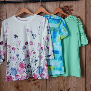 Bundle Lot 3 Mature Woman Spring Easter Tops Size Small